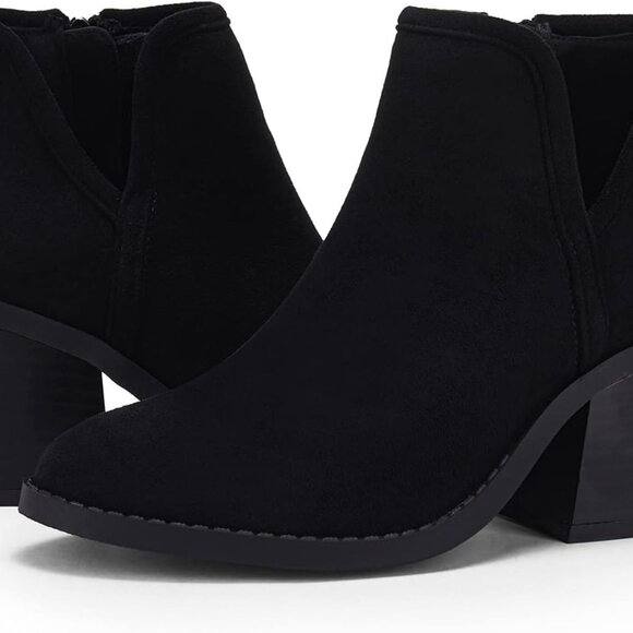 Women's Faux Suede Ankle Boots 8 Slip-On Chunky Heel Casual Western - Picture 1 of 4